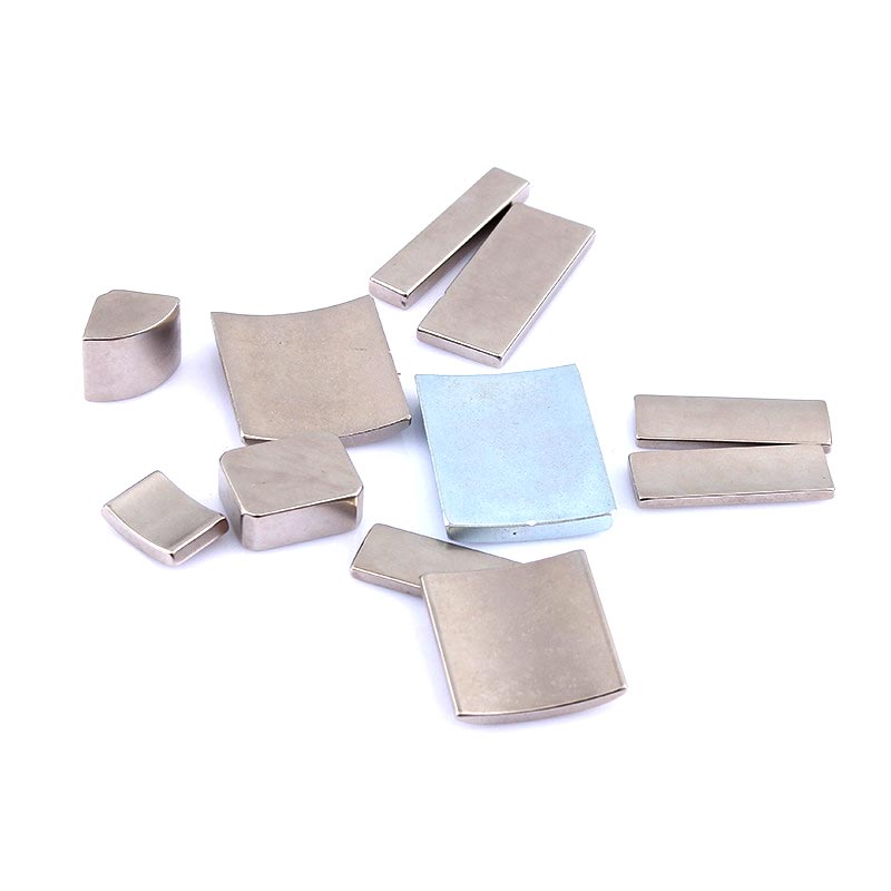 Nam châm hồ quang là gì và tại sao nó lại cần thiết trong các ứng dụng hiện đại?